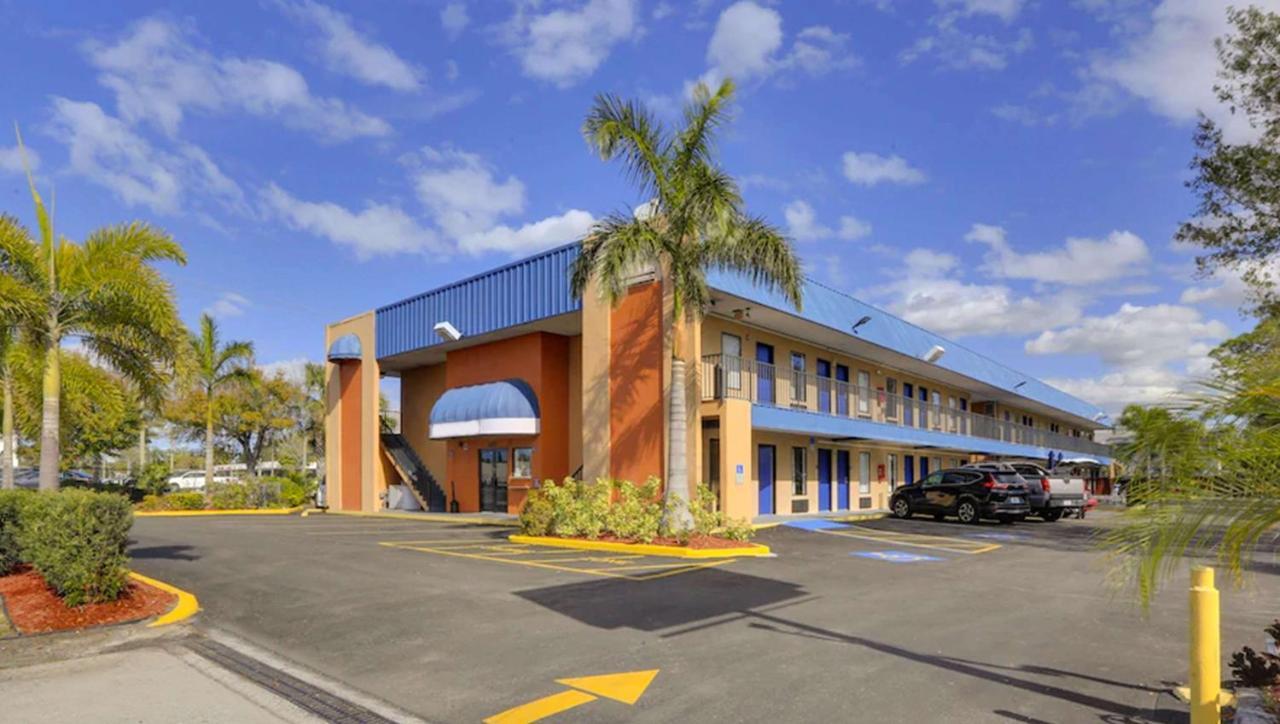 Magnuson Hotel Bradenton Eksteriør bilde
